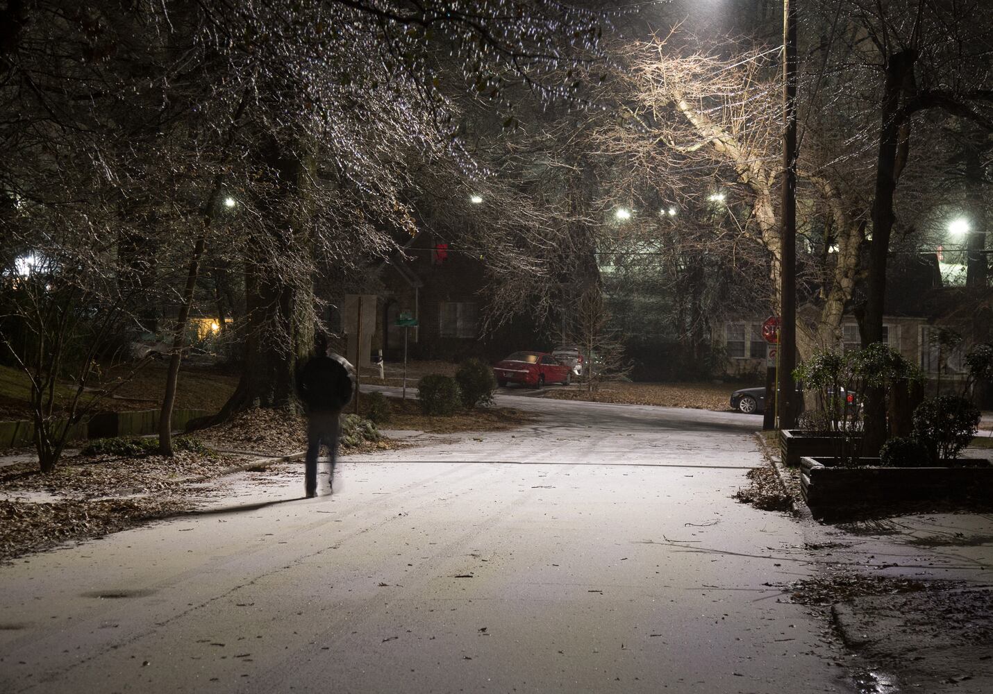 Snow and ice hit Atlanta