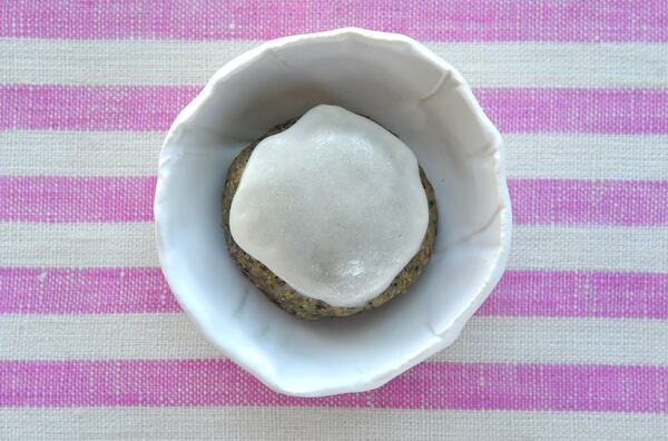 Brown Butter-Black Sesame Cookie. (Styling by Deklah Polansky / Chris Hunt for the AJC)