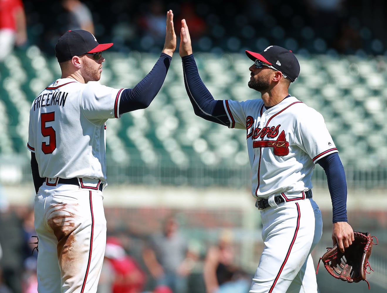 Photos: Braves end skid, beat the Cardinals