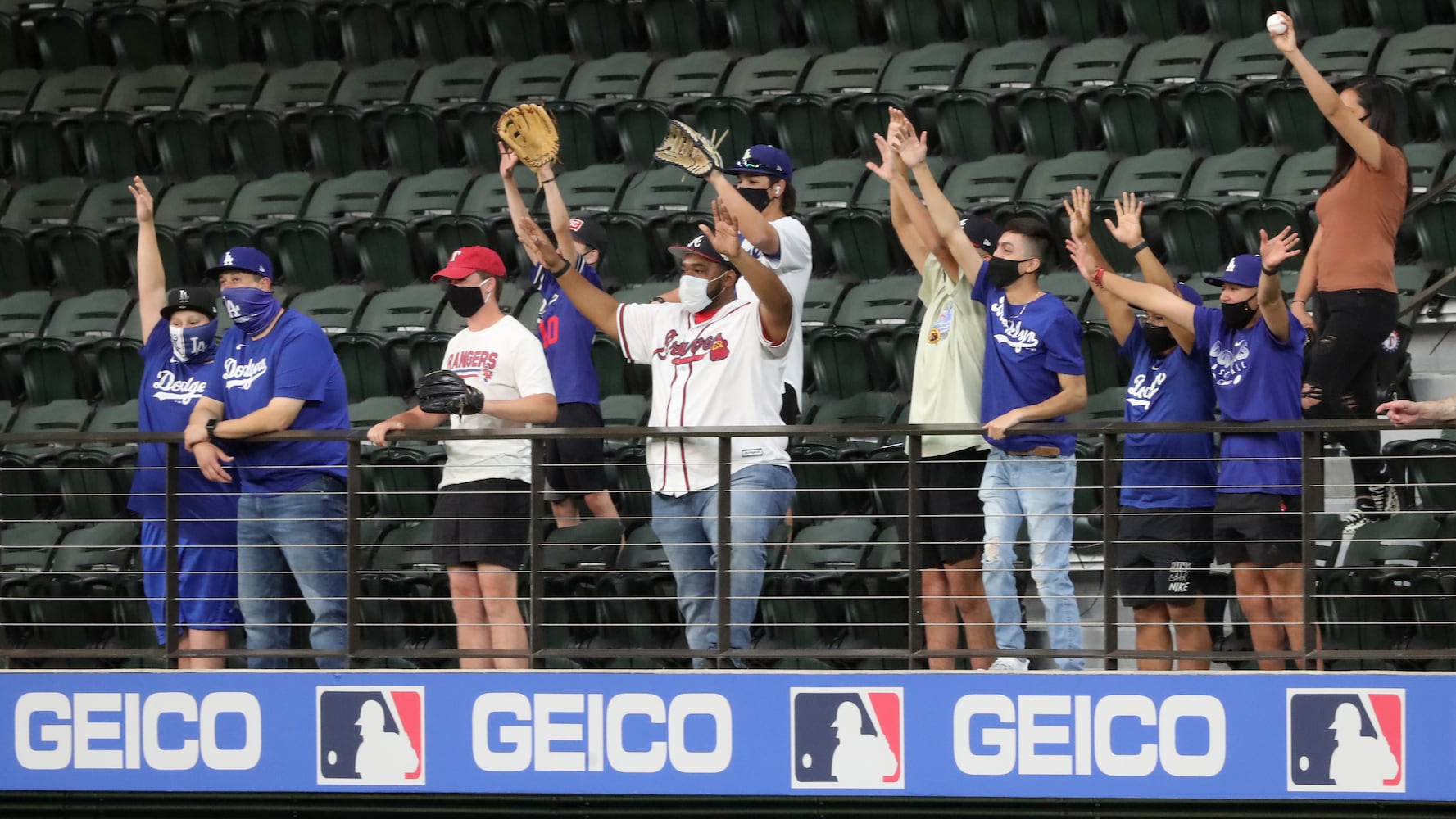 Braves vs. Dodgers - NLCS Game 1