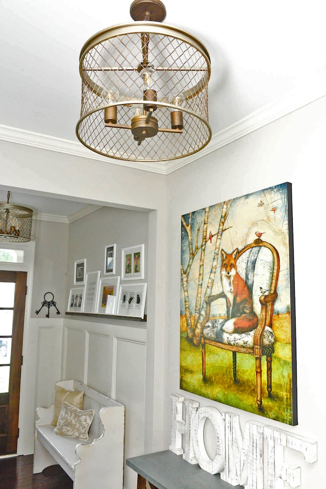 Artwork adds life to entryways, foyers