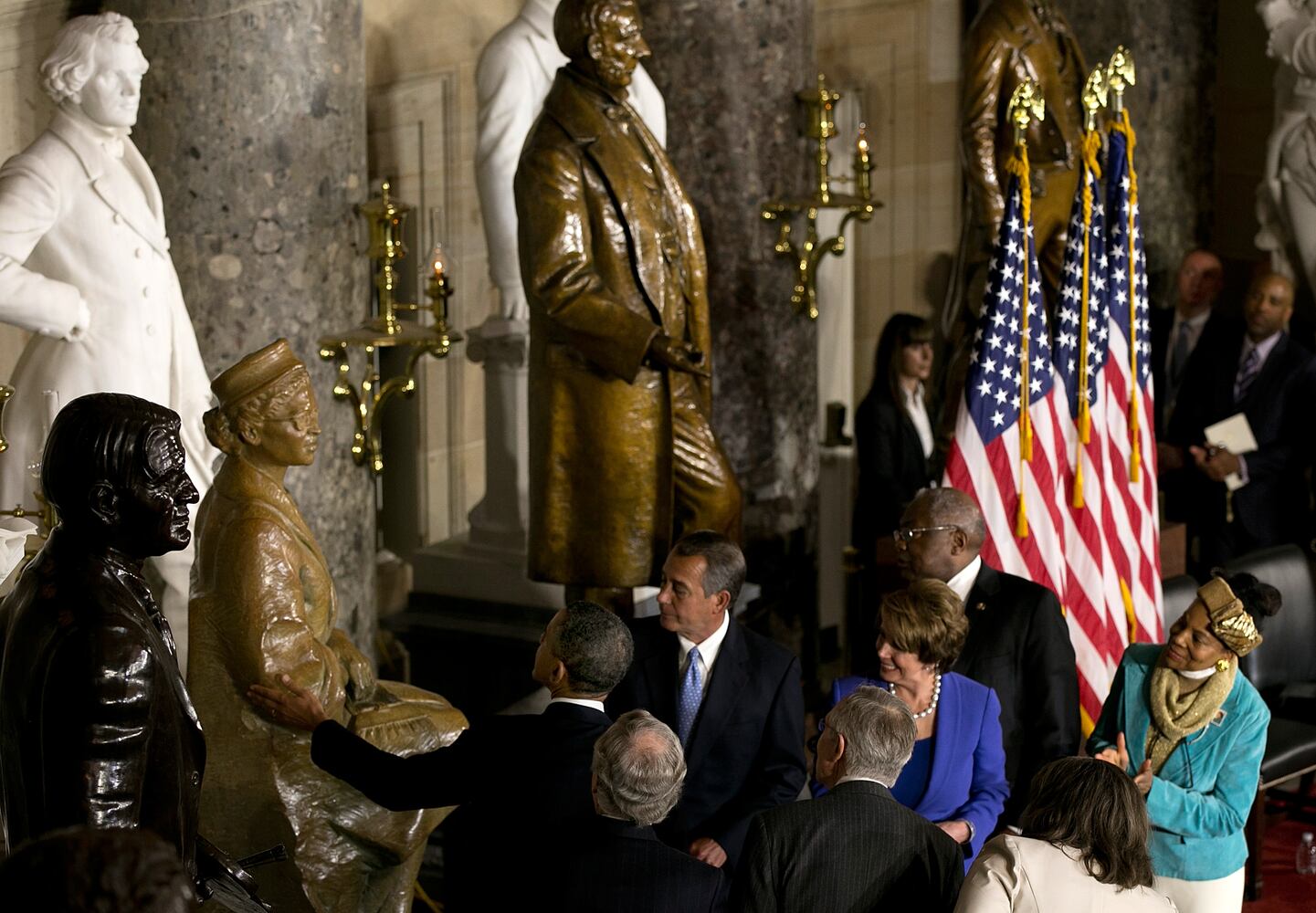 Rosa Parks statue unveiled at the Capitol