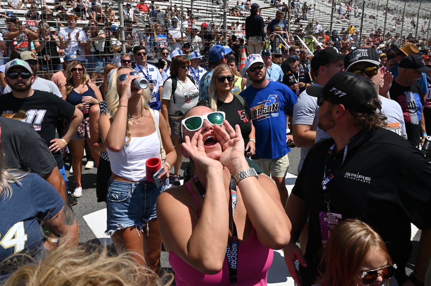 Quaker State 400 photos