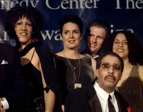 Richard Pryor, lower right, with (L-R) daughter Rain Pryor, wife Jennifer Lee, son-in-law Jerry Stordeur, and daughter Elizabeth Pryor at the Kennedy Center Oct. 20, 1998, when he received the Mark Twain Prize.