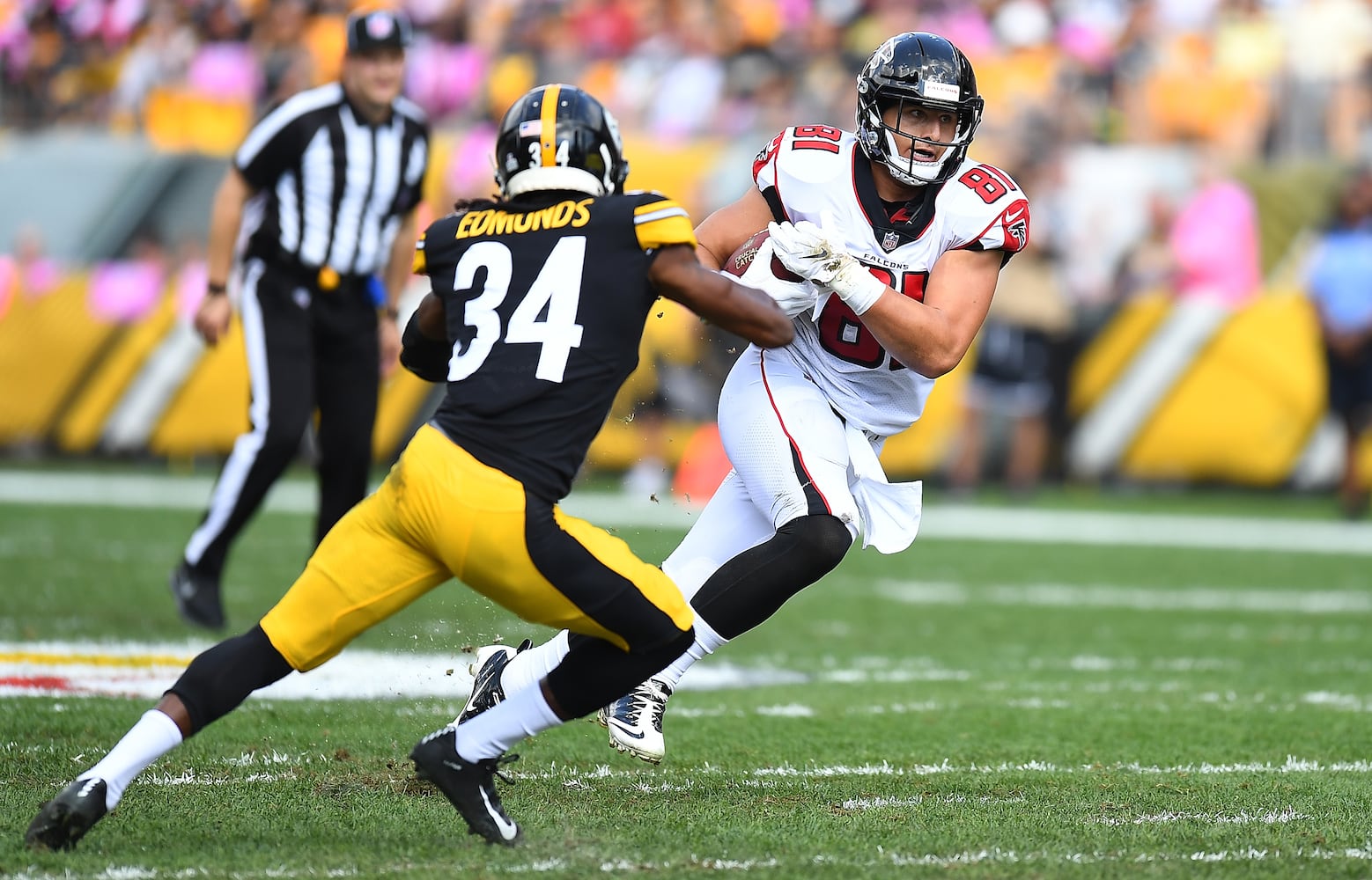 Photos: Falcons battle Steelers in key road game