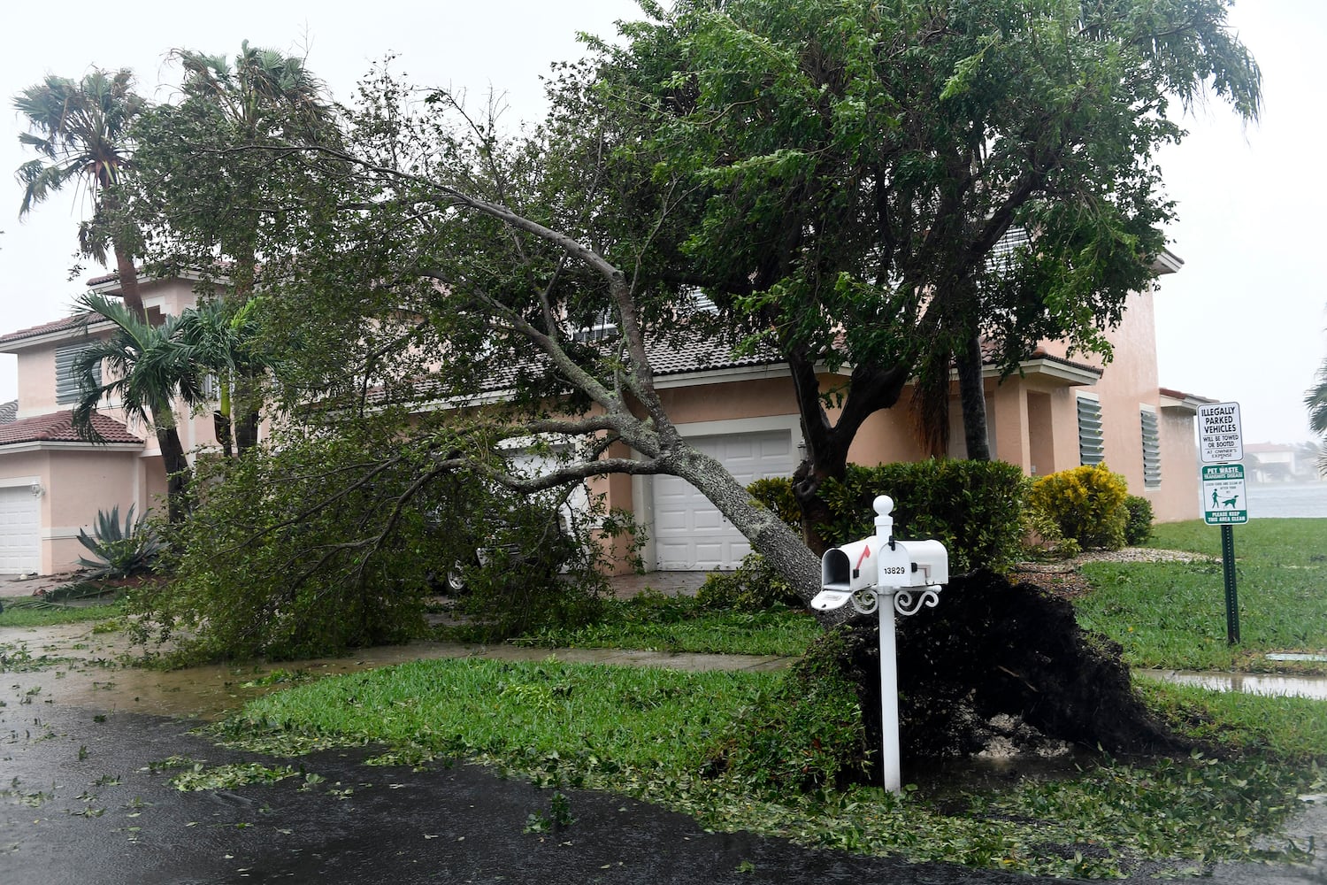 Photos: Hurricane Irma makes landfall in Florida, leaves damage behind