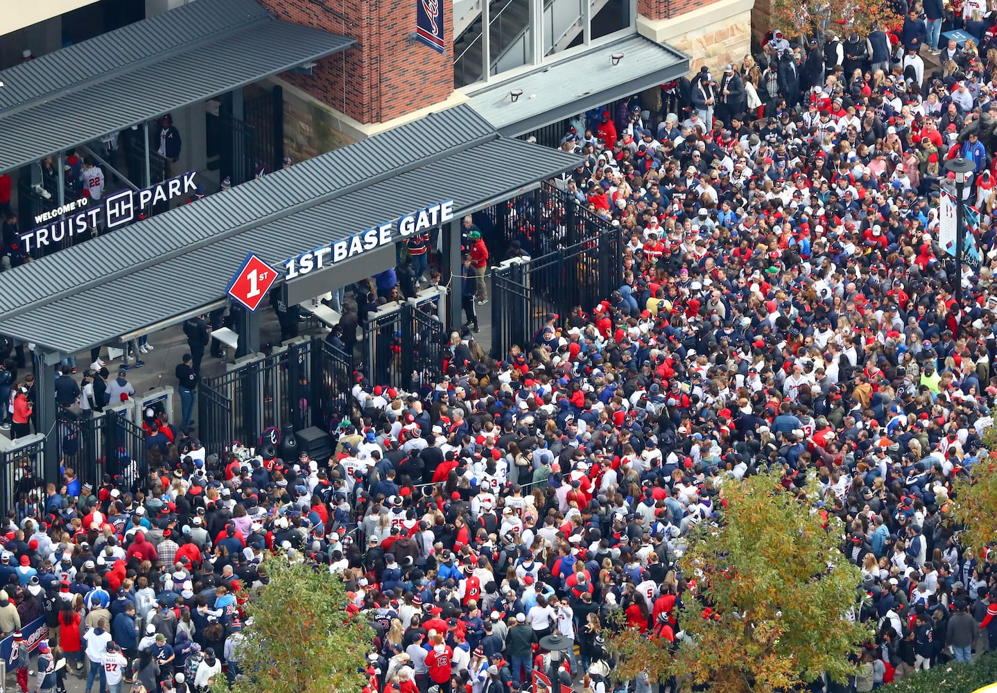 Braves baseball parade