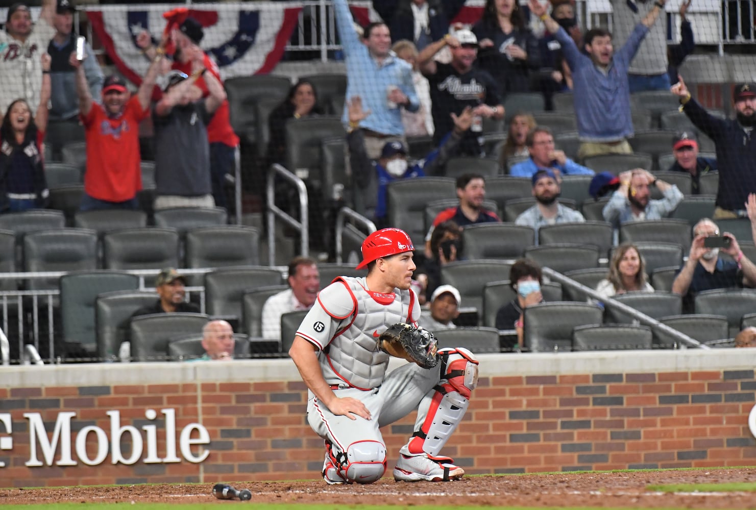 Atlanta Braves vs Philadelphia Phillies game 2