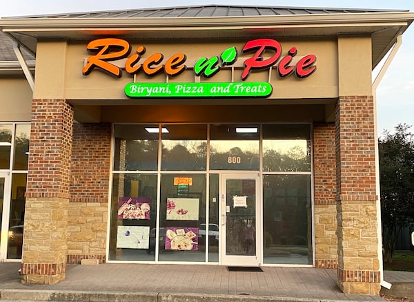 Located in the Gwinnett County town of Berkeley Lake, Rice n' Pie focuses on Indian fusion via rice dishes and pizzas. Ligaya Figueras/ligaya.figueras@ajc.com
