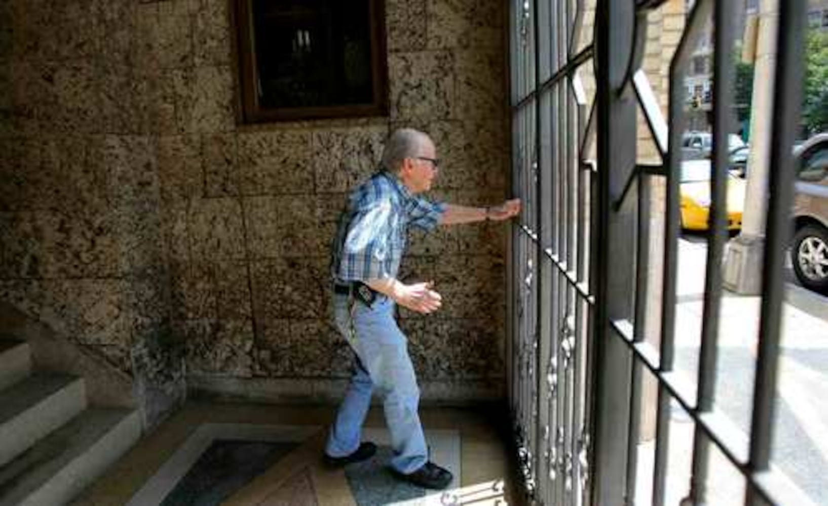 Phantom of the Fox' is an organ enthusiast and preservationist