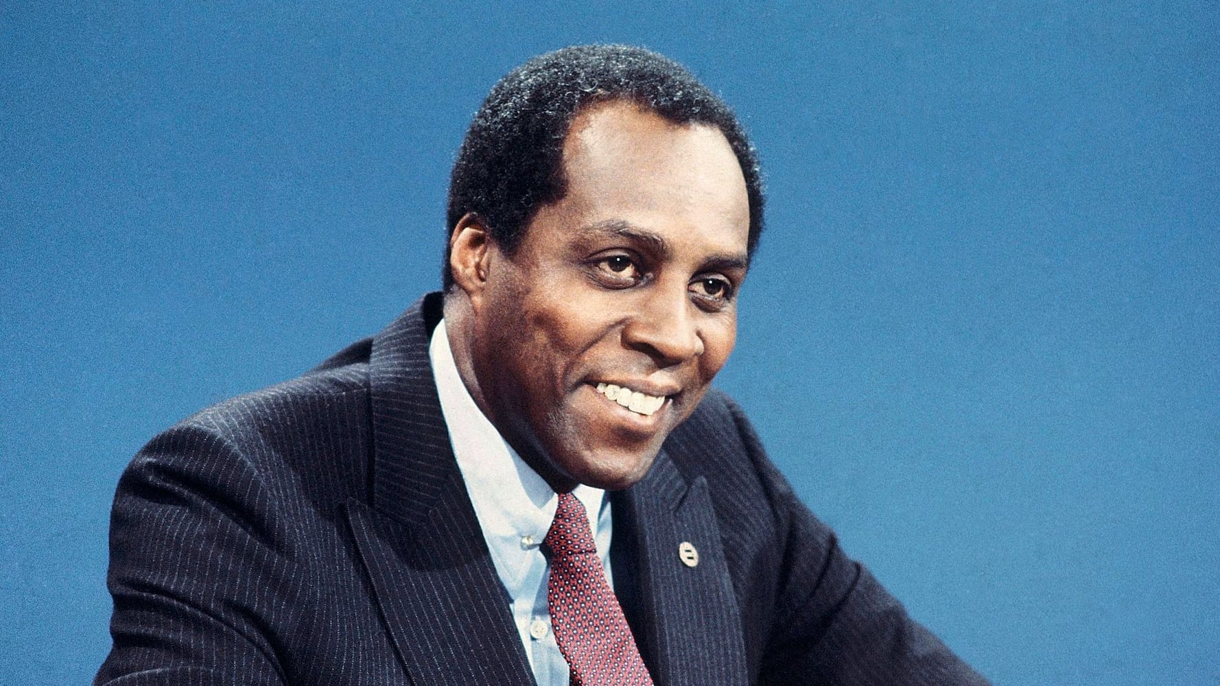 Vernon Jordan: Civil rights leader, close advisor to Bill Clinton, dies at age 85