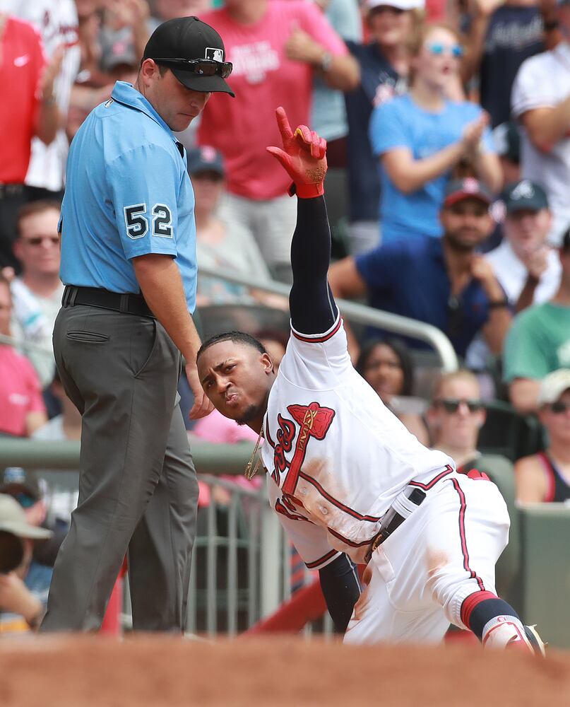 Photos: Braves collapse at home against Red Sox