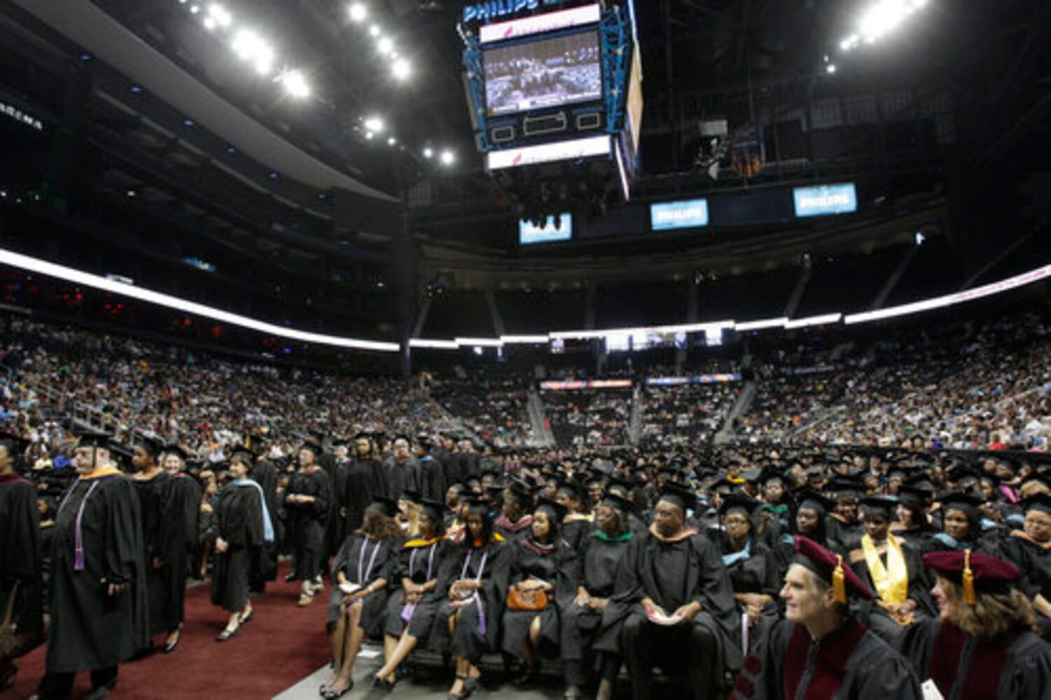 Atlanta's University of Phoenix graduation