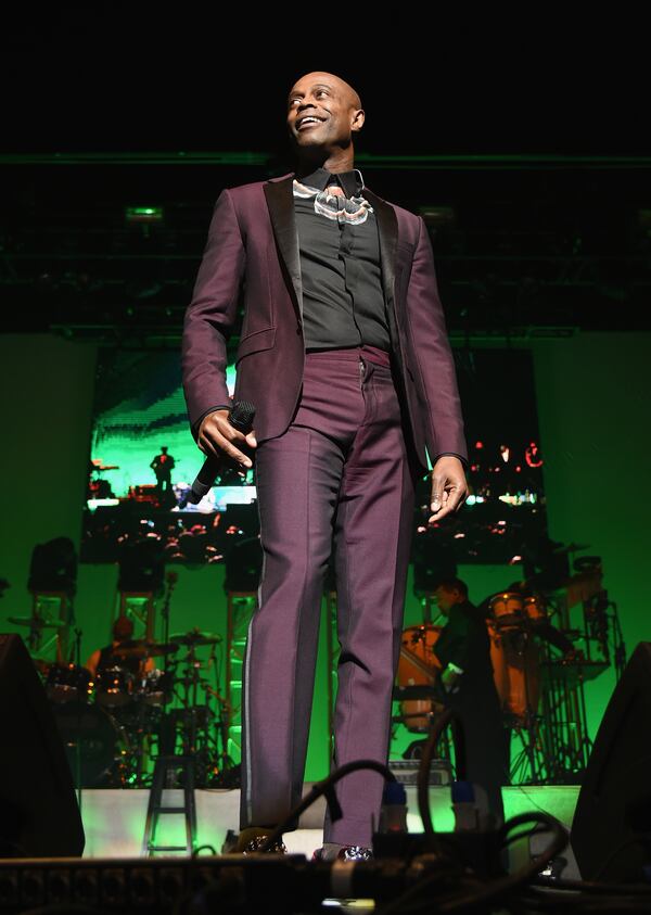 NEW YORK, NY - NOVEMBER 25: Musician KEM performs in concert at The Theater at Madison Square Garden on November 25, 2015 in New York City. (Photo by Mike Coppola/Getty Images)