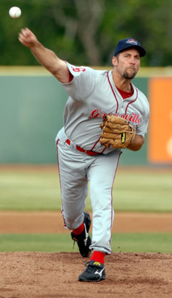 John Smoltz pitches in Augusta