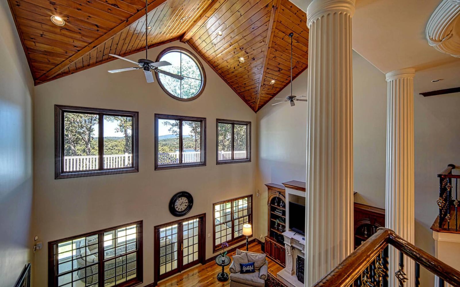 5.4M lakefront estate in the North Georgia mountains