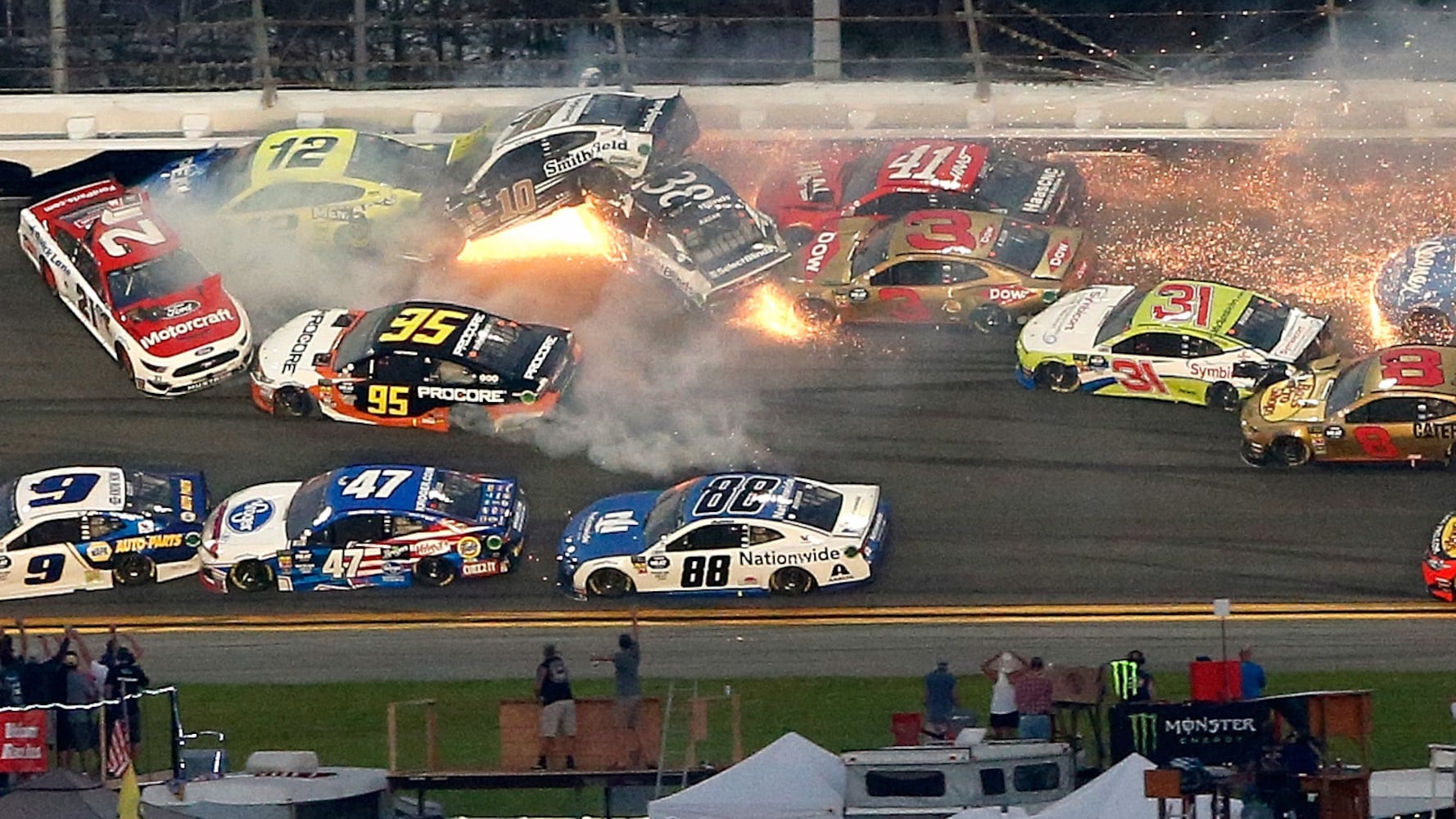 Photos: Sparks fly down stretch at 2019 Daytona 500