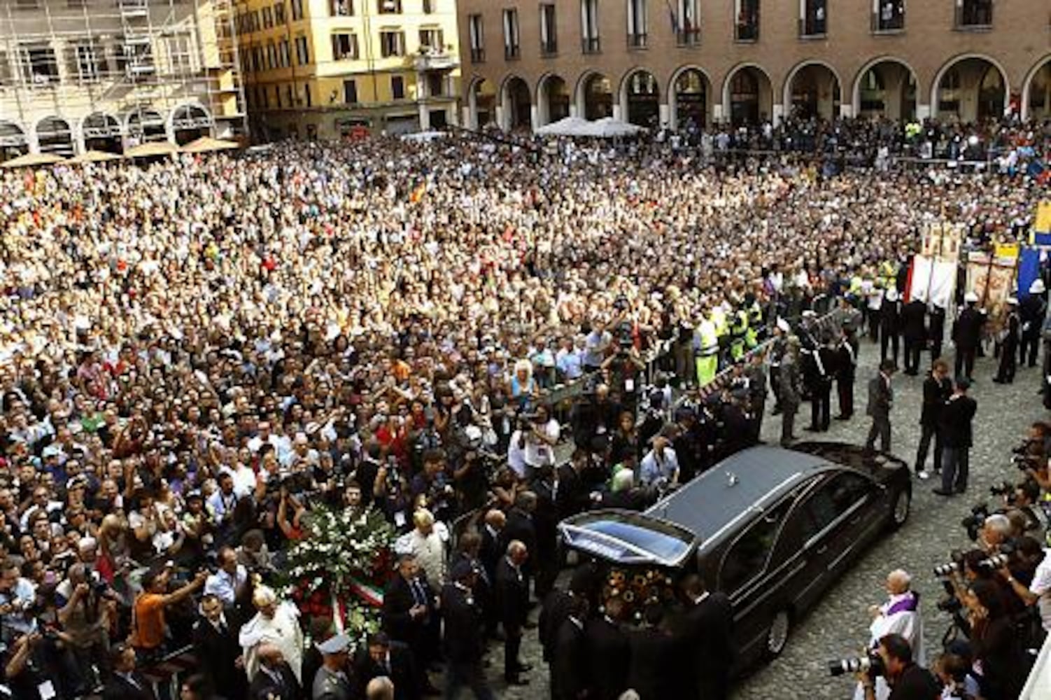 Luciano Pavarotti funeral