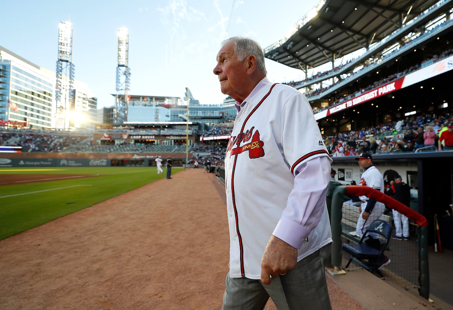 Photos: Bobby Cox attended Braves’ home opener Monday