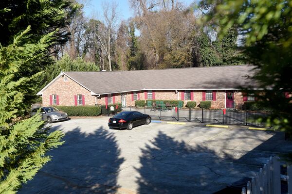 A gate at Hapeville Manor Senior Care facility apparently malfunctioned in November, allowing resident Ozzie Murphy, who had Alzheimer’s, to wander away. Murphy apparently walked over a mile to the parking lot of First Baptist Church, where he was found the next day. He was pronounced dead at a hospital. Ryon Horne/RHORNE@AJC.COM