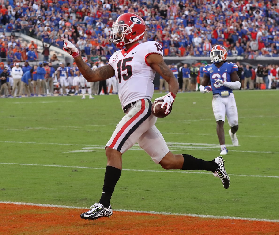 Photos: Bulldogs outlast the Gators again