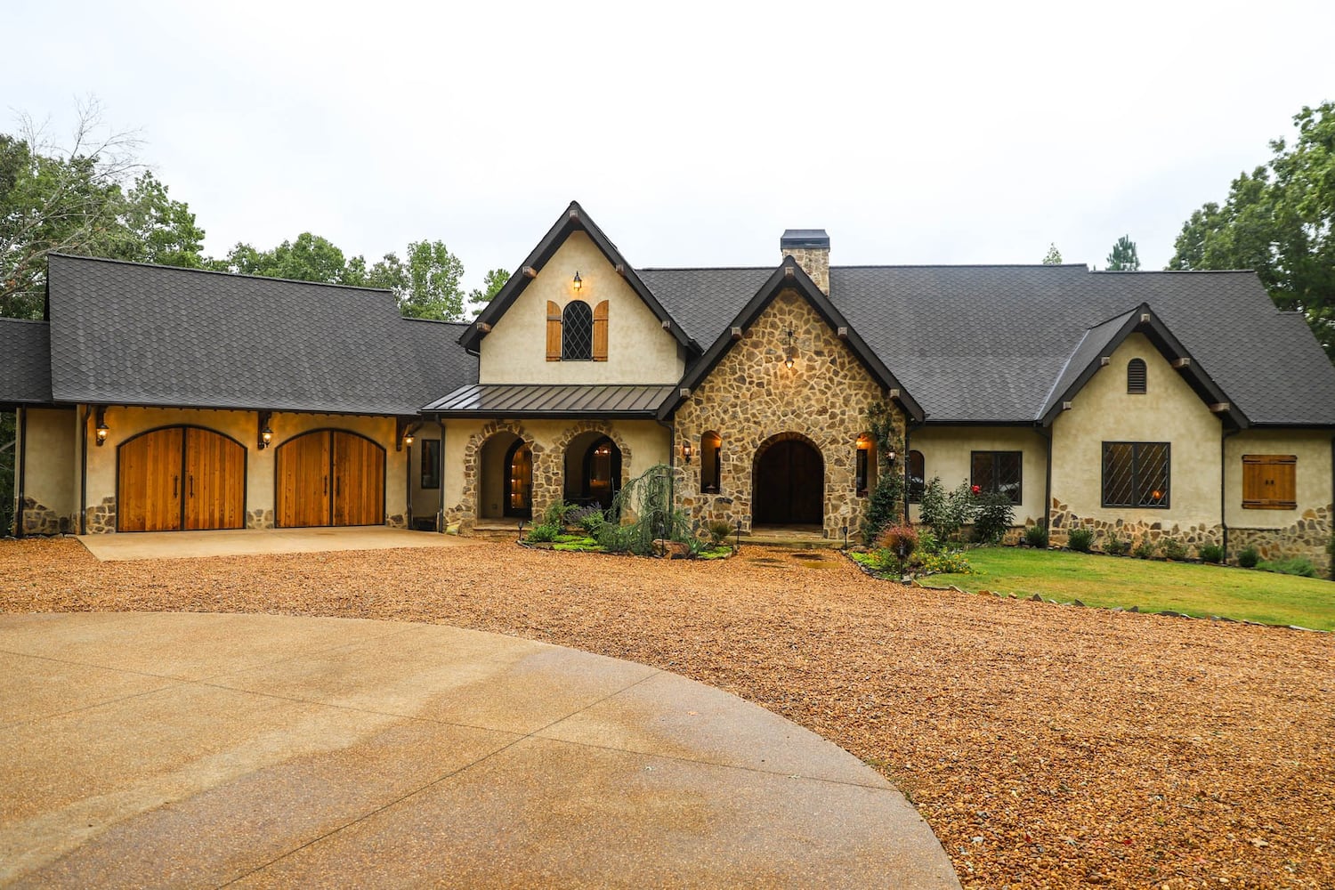 Acworth couple build dream European cottage