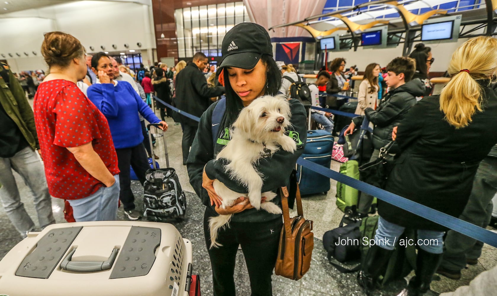 Photos: Power outage paralyzes Atlanta airport