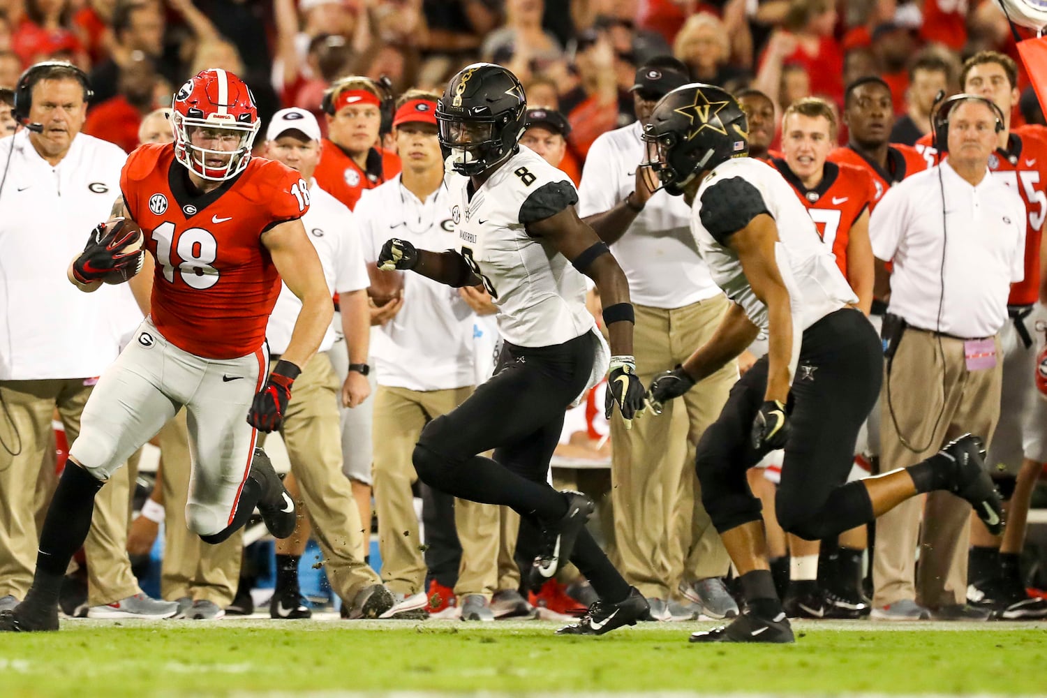 Photos: Bulldogs host Vanderbilt, try to remain unbeaten