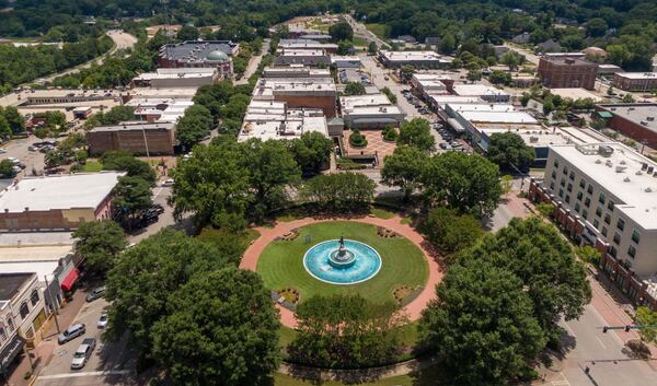 The LaGrange metro area is experiencing one of the worst rates of new deaths and new cases in the nation relative to its population, The New York Times has reported. HYOSUB SHIN / HYOSUB.SHIN@AJC.COM