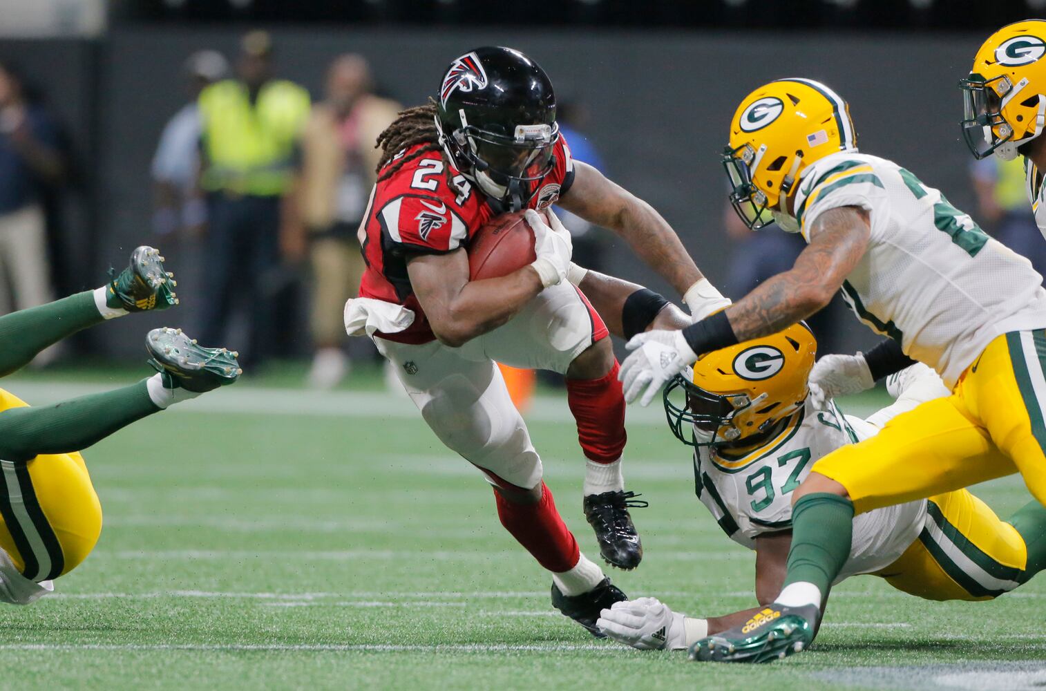 Photos: Falcons cruise to a win over the Packers