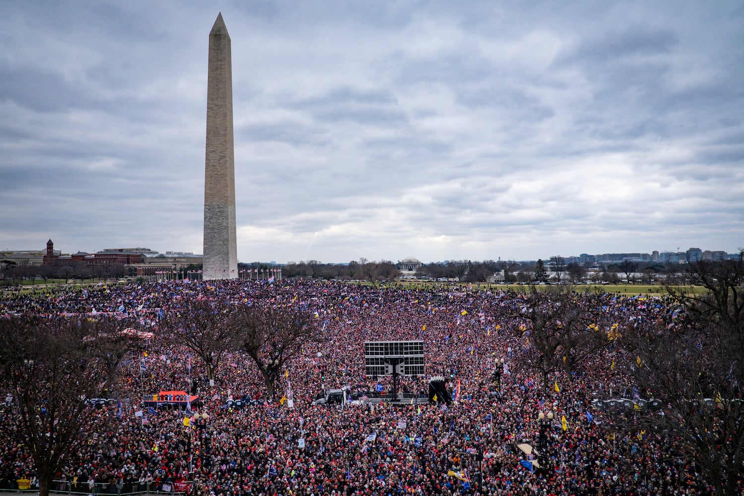 People gather rally in Washington on Wednesday, Jan. 6, 2021, to protest the presidential election results. (Pete Marovich/The New York Times)