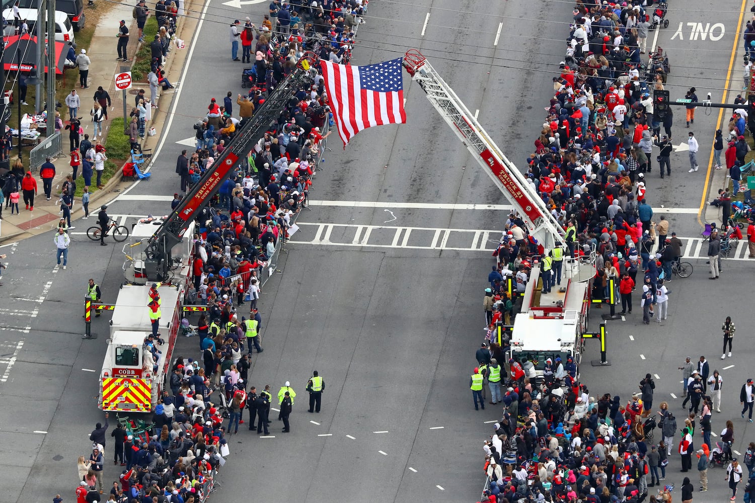 Braves baseball parade