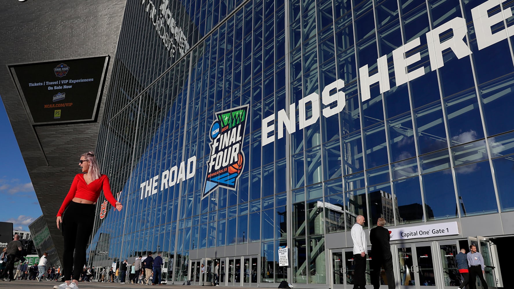 Photos: Final Four Championship: Texas Tech fans