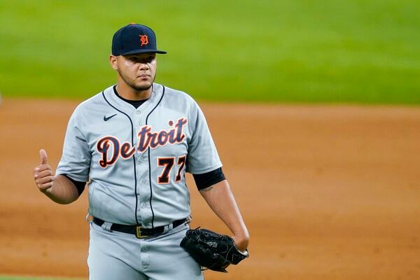 Joe Jimenez during a game against the Rangers in 2021. (AP Photo/Tony Gutierrez)