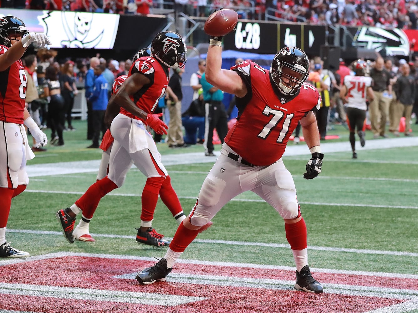 Photos: Falcons hold off Buccaneers for much-needed win