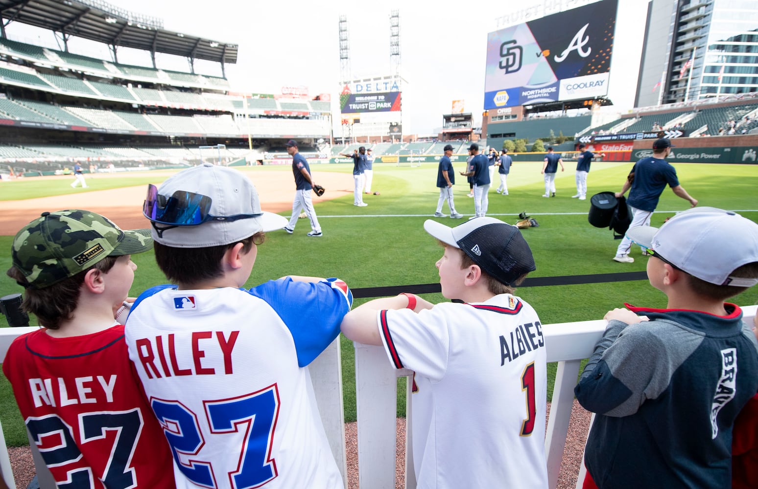 040723 BRAVES PHOTO