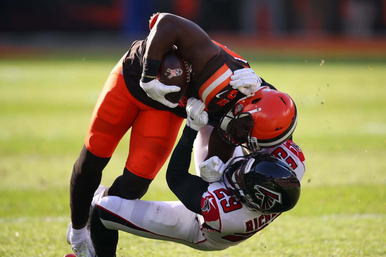 Photos: Falcons look for fourth straight win