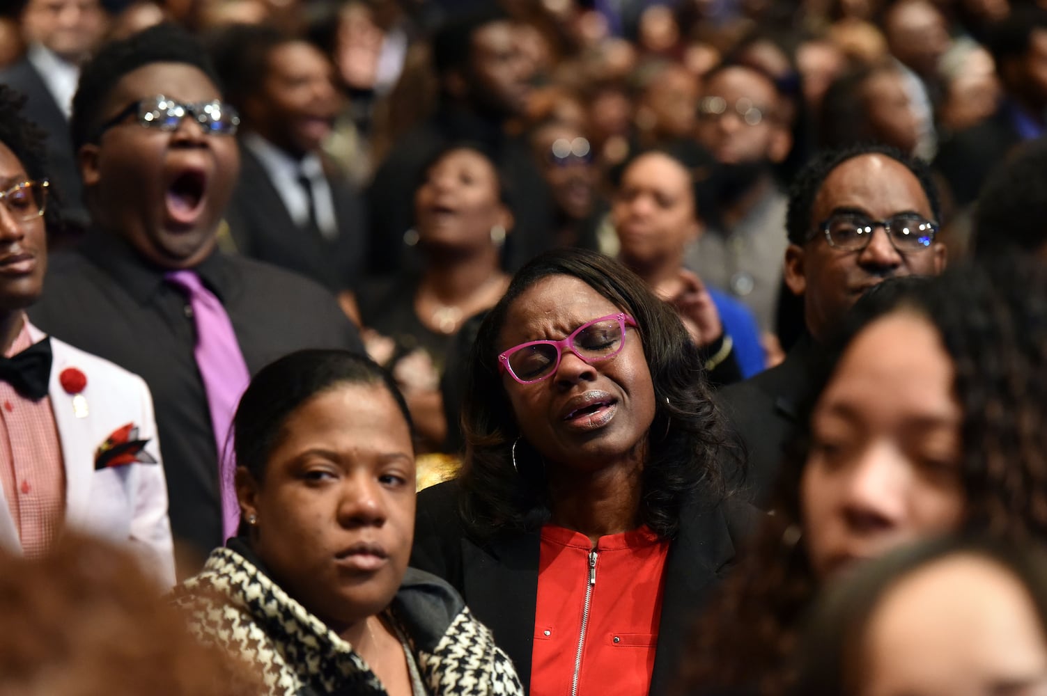 Mourners gather for Bishop Eddie Long's funeral service