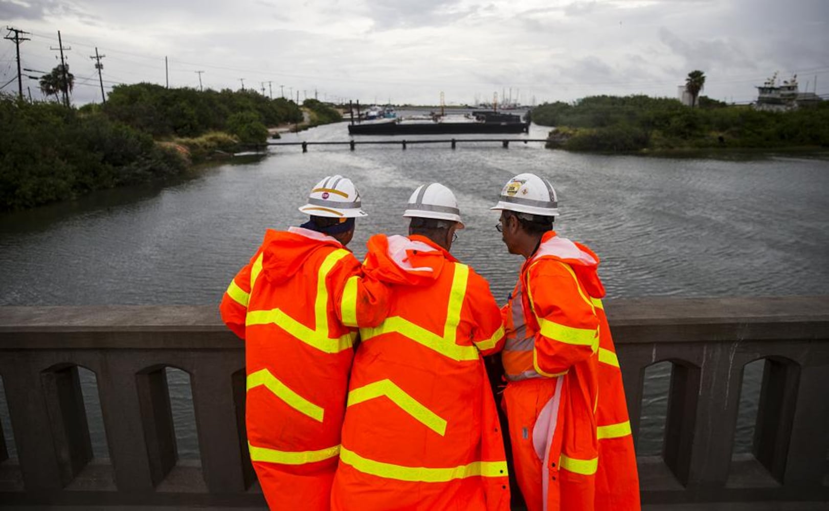 Texas coast braces for Hurricane Harvey