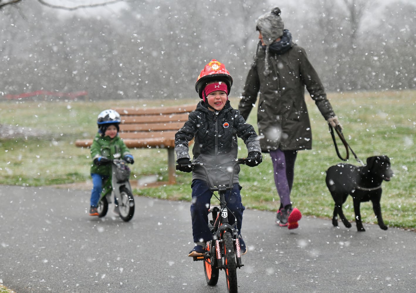 PHOTOS: Snow scenes in metro Atlanta, North Georgia