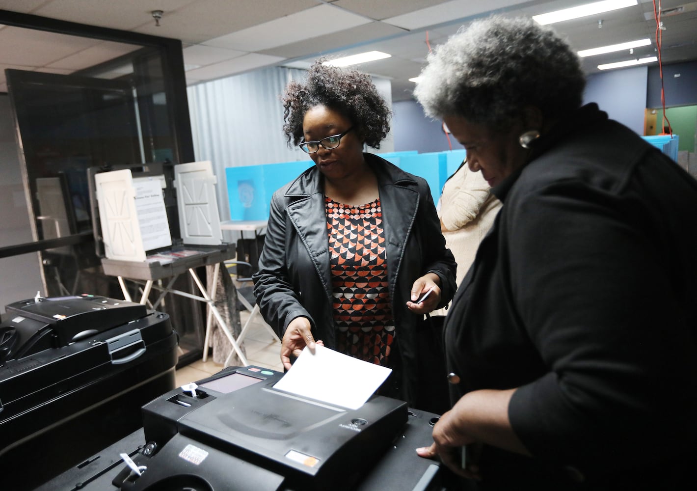 PHOTOS: Early voting begins in Georgia