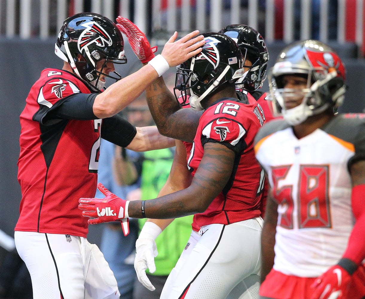 Photos: Falcons hold off Buccaneers for much-needed win