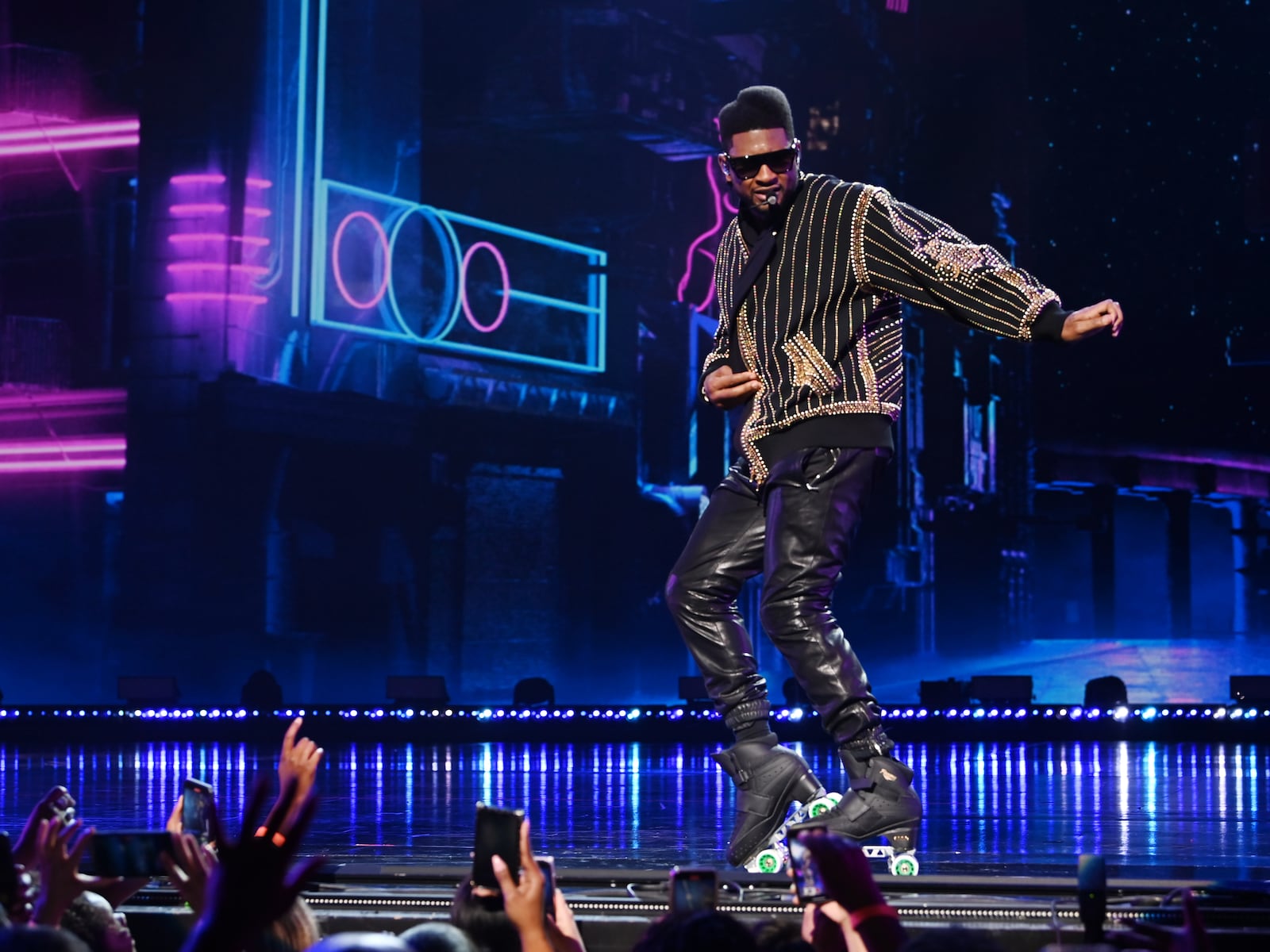 Grand Opening Of “USHER The Las Vegas Residency” At The Colosseum At Caesars Palace LAS VEGAS, NEVADA - JULY 16: Usher performs at the grand opening of “USHER The Las Vegas Residency” at The Colosseum at Caesars Palace on July 16, 2021 in Las Vegas, Nevada. (Photo by Denise Truscello/Getty Images for Caesars Entertainment)