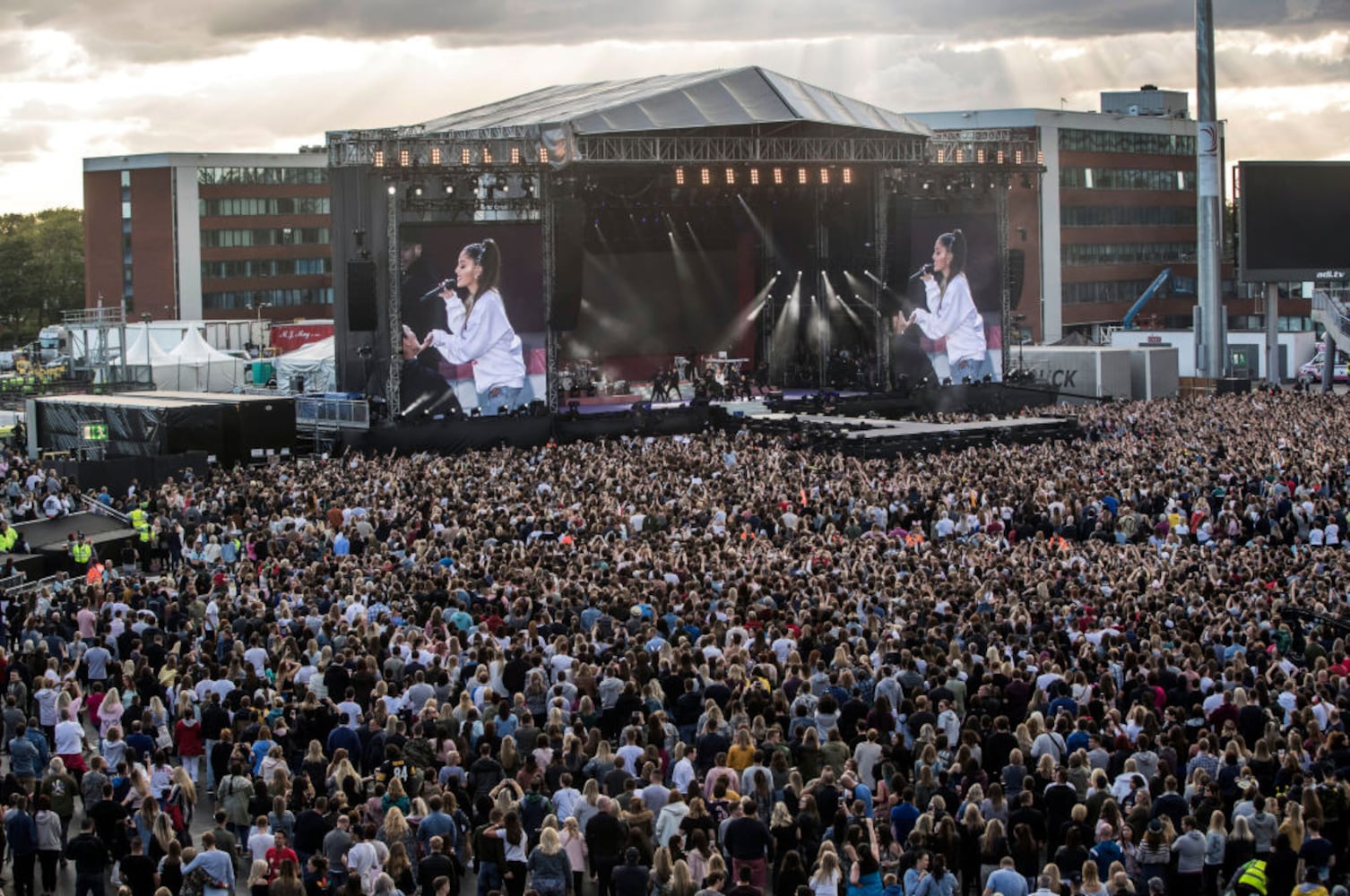 one love manchester benefit concert