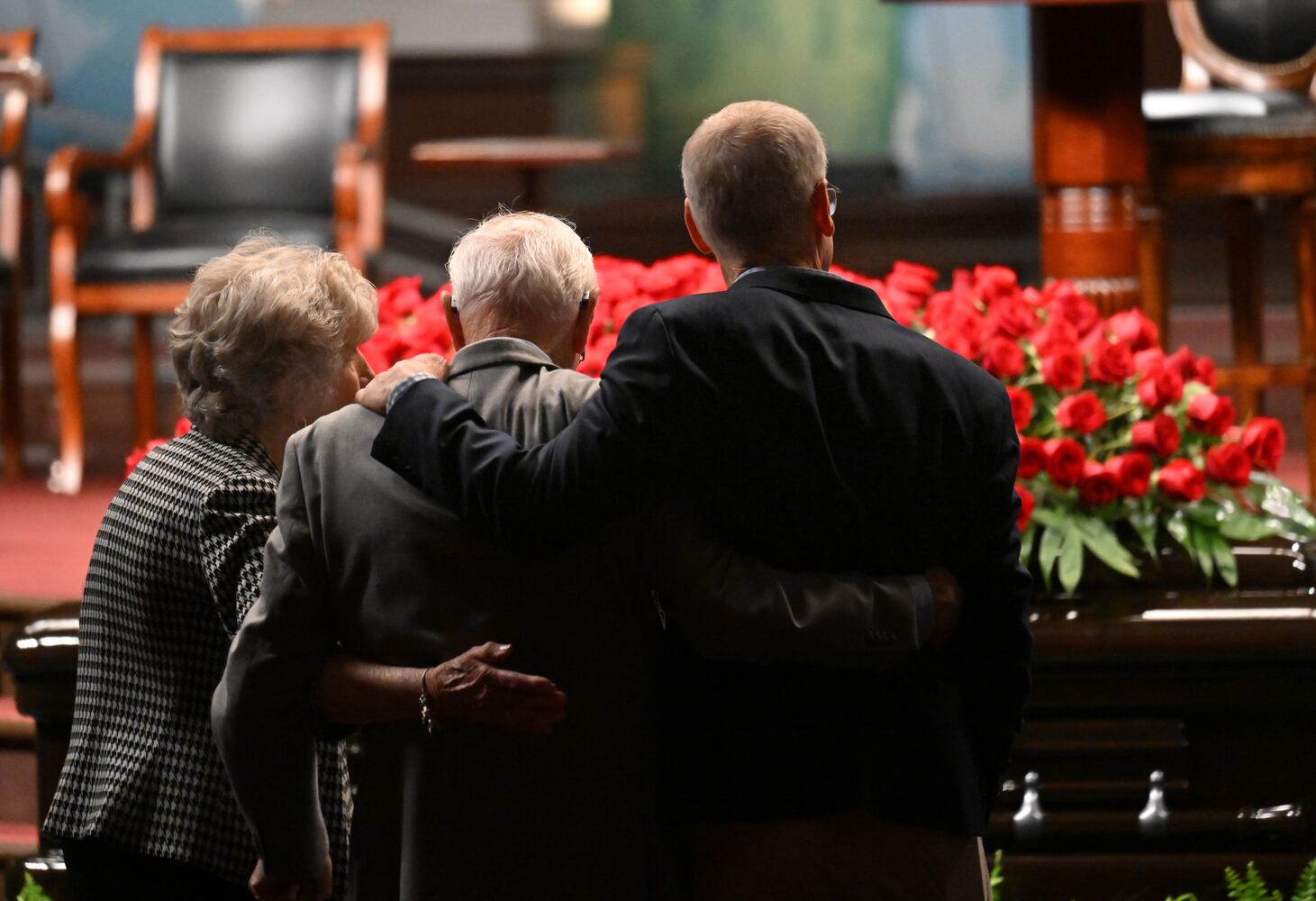 People pay tribute to Charles Stanley