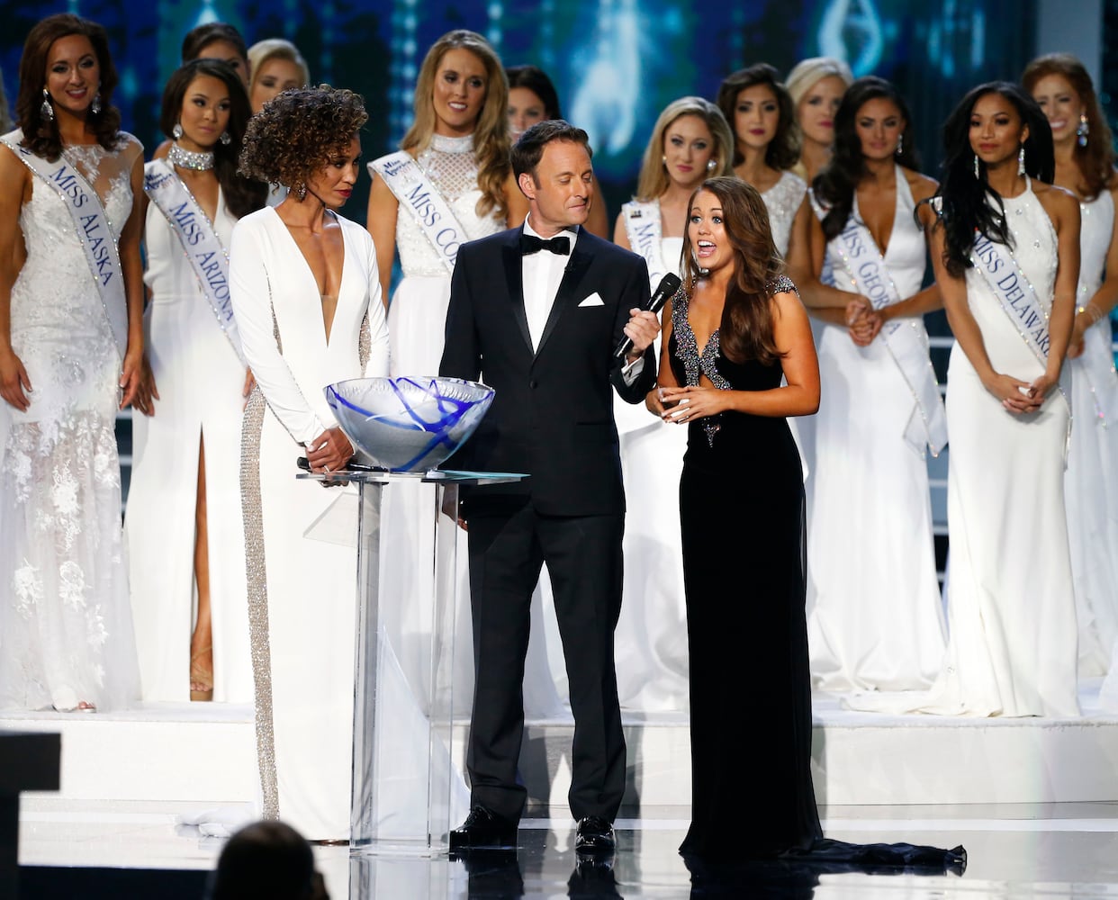 Photos: Miss North Dakota Cara Mund crowned Miss America 2018