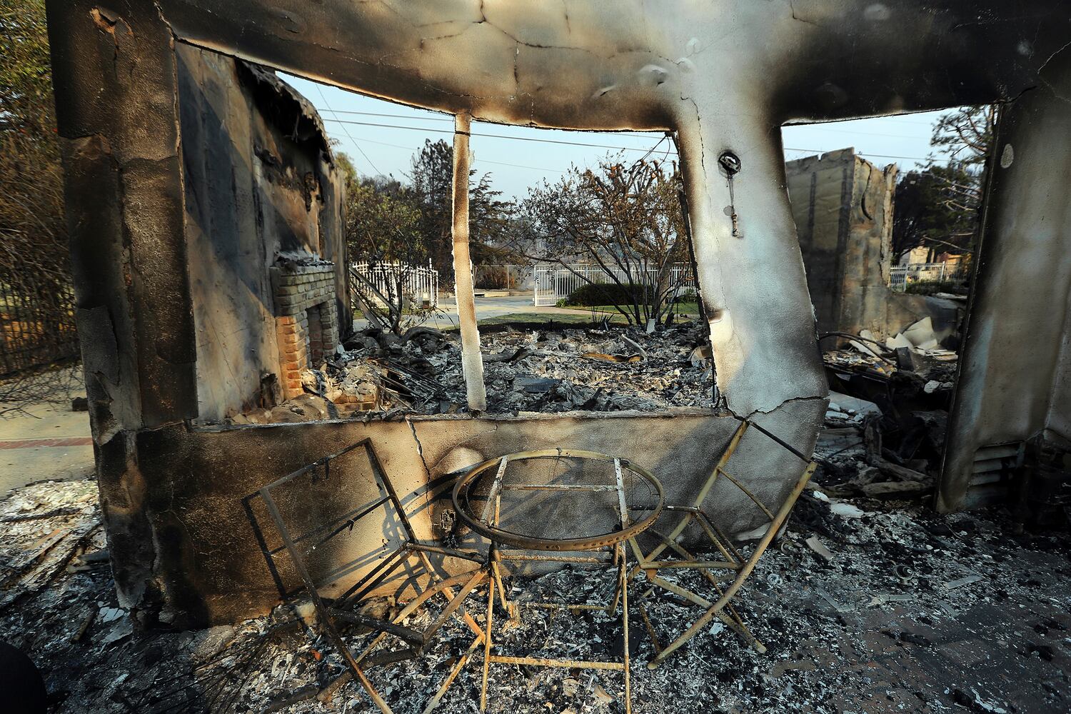 Photos: Deadly wildfires blaze through northern, southern California