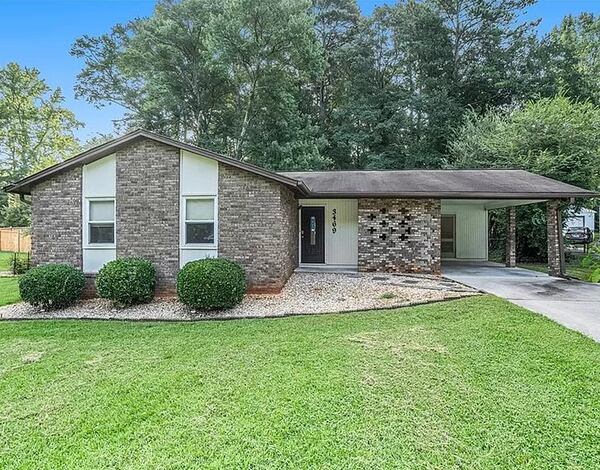 This Smyrna one-story home offers a patio.