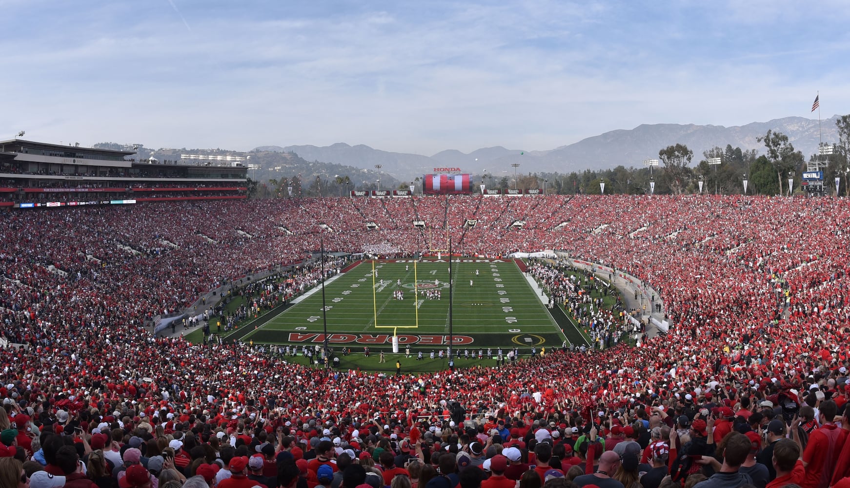 Photos: The scene at the Georgia-Oklahoma game