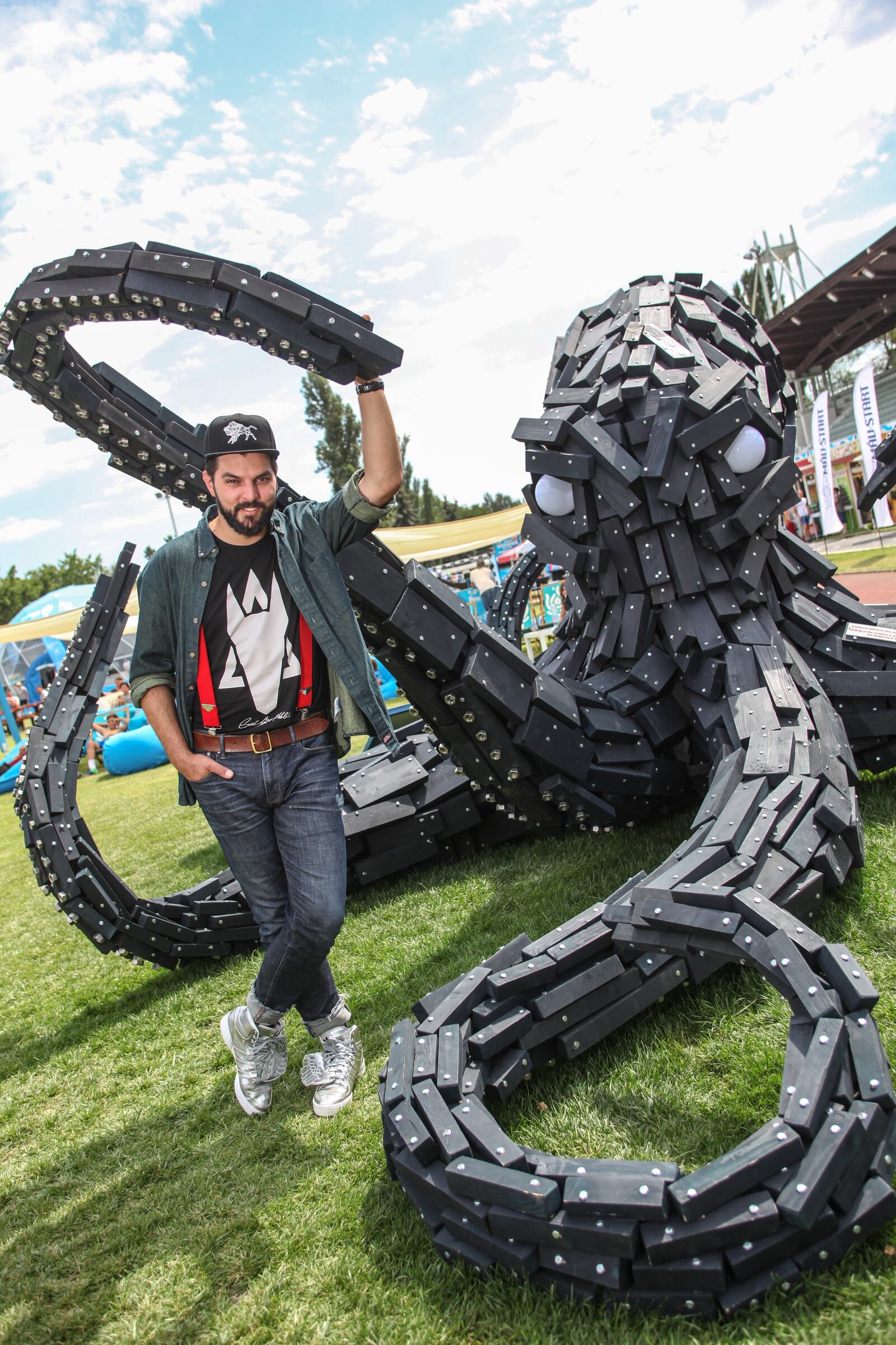 This octopus sculpture is part of the “Water Legends” series Gabor Miklos Szoke created in conjuction with the 17th FINA World Championships for swimming, diving and other aquatic sports held in Budapest earlier this summer.